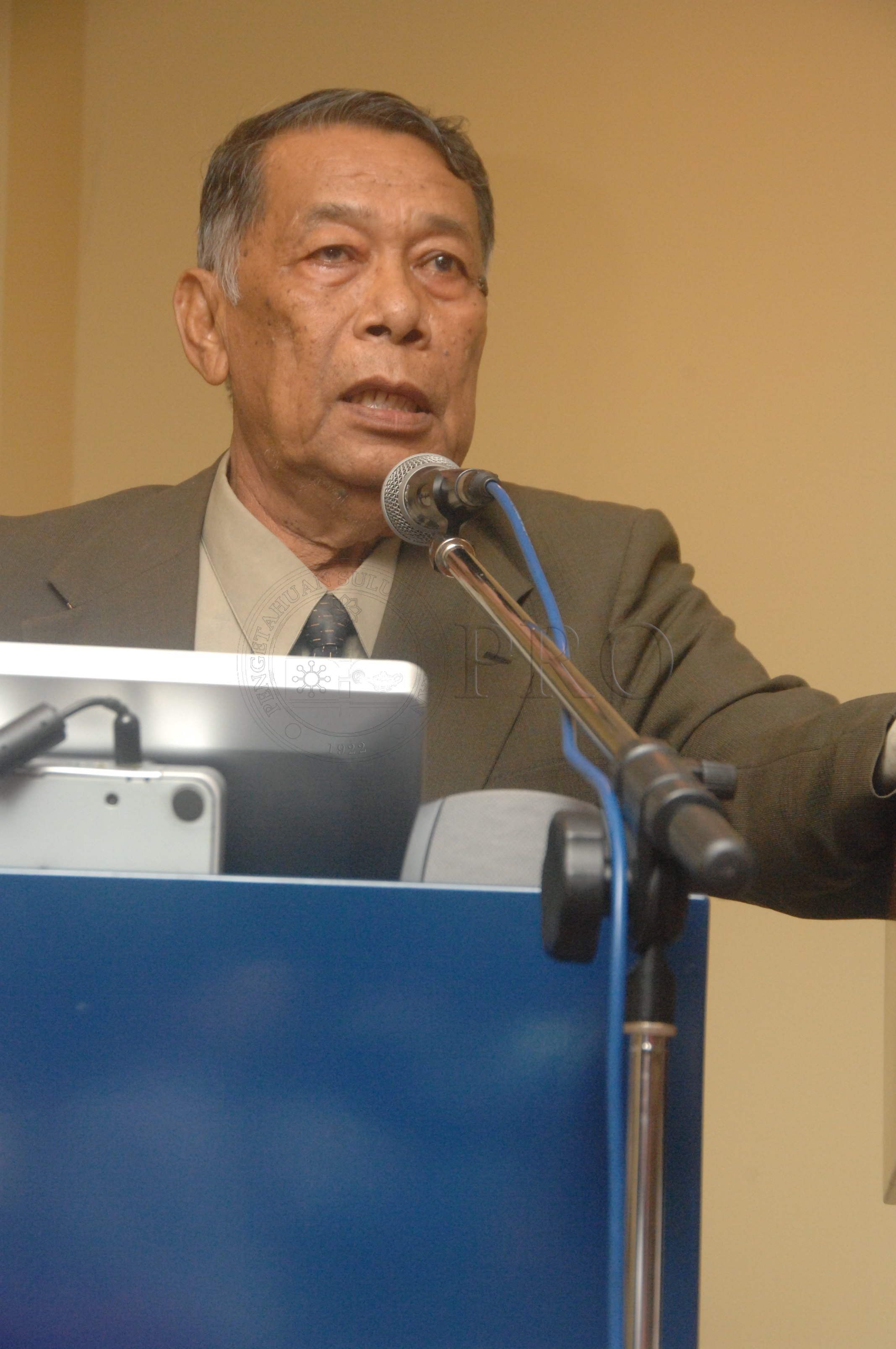 PRO 14 34 WACANA FBA 0101